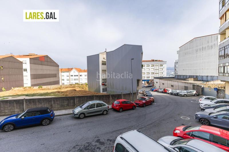 Foto a99c7896-c3fc-45ca-b334-a9afbc7a0e8f. Piso amplísima vivienda en el centro en Cangas pueblo Cangas