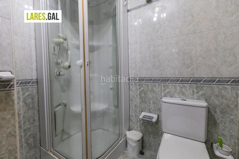 Foto fa622c07-d6d1-49c3-abf7-b15ee3a618d0. Piso amplísima vivienda en el centro en Cangas pueblo Cangas