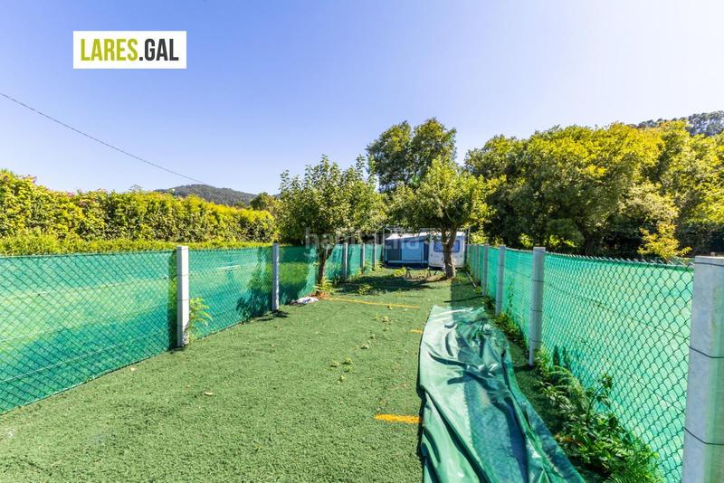 Foto 724a5a71-410f-42e8-a29b-651cecec9efe. Finca rústica parcela no edificable a la venta en Cangas