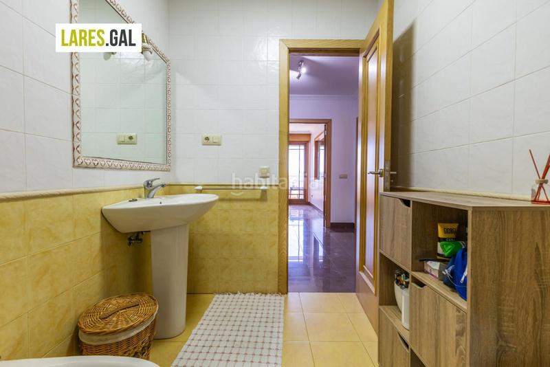 Foto adb6788f-0e00-4e37-b8ea-85a7d863e28a. Casa a Coiro Cangas