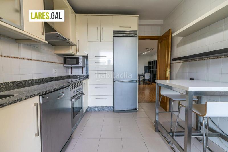 Foto bde6bd79-04a7-4811-a517-3f84caddb5b9. Piso  en la zona de san roque en Cangas pueblo Cangas