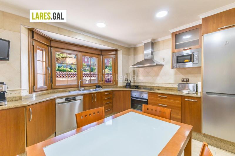 Foto 015e7a8c-9710-4806-9621-260c3ab58e0d. Chalet con riscaldamento piscina in Moaña