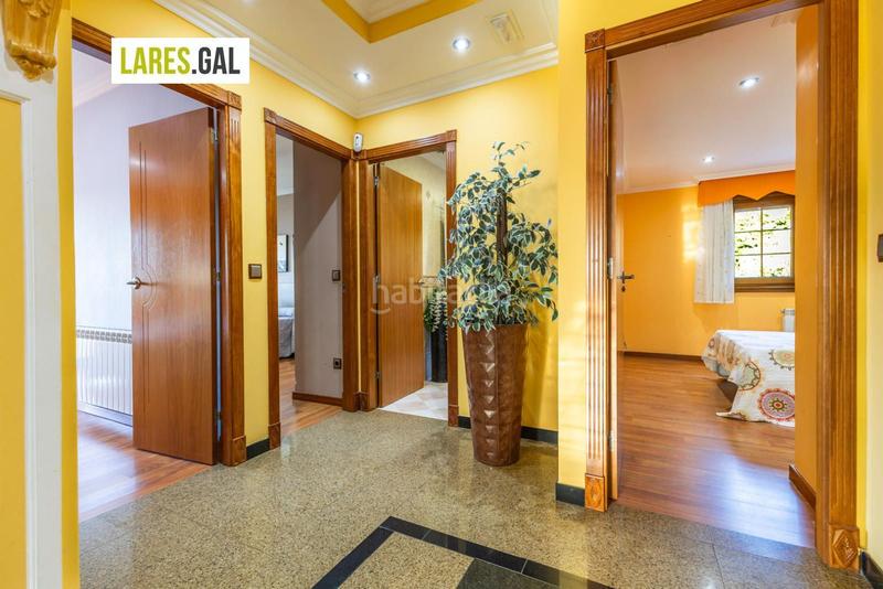 Foto 69a4668a-d9e7-4cea-833c-b77336f300bb. Chalet con riscaldamento piscina in Moaña