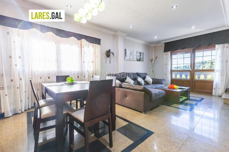 Foto f636ef1a-8d23-4495-b98d-31b35cd21f54. Chalet con riscaldamento piscina in Moaña