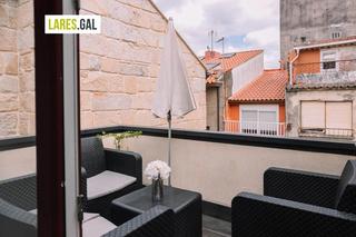 House  Rúa valentín losada. Casa de piedra reformada en el casco viejo de cangas