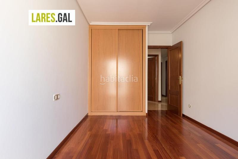 Foto f5254bbe-27e3-42c4-8ac9-cd5a01375938. Etagenwohnung mit heizung parking in Coiro Cangas