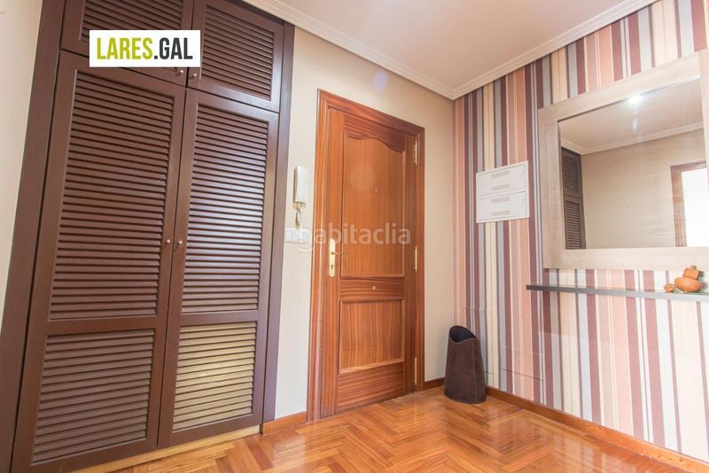 Foto 7e00e1a3-af89-452f-b203-760578c4e351. Àtic amb calefacció aparcament a Cangas pueblo Cangas