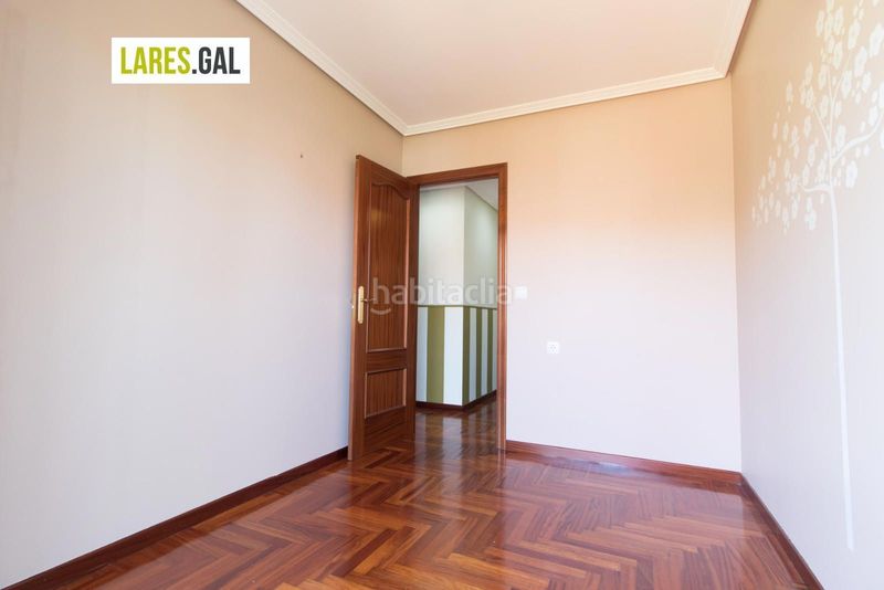 Foto ae476640-a077-4e95-a0bd-f95f5a0fb79b. Àtic amb calefacció aparcament a Cangas pueblo Cangas