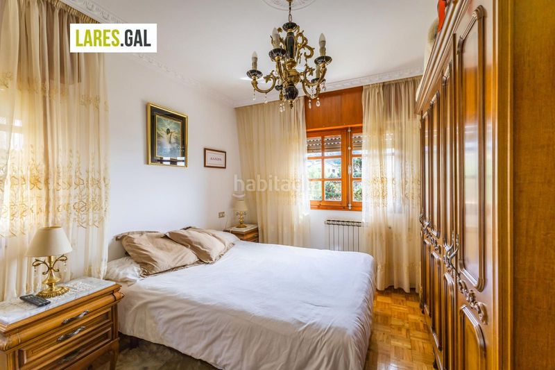 Foto 5254d125-f9c0-435c-a21c-1f2c21f5cf0d. Casa amb aparcament piscina a Bueu