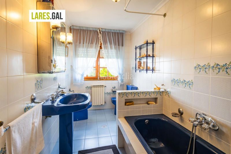 Foto 54a8daf1-7475-4f77-81c8-a9b7f806050b. Casa amb aparcament piscina a Bueu