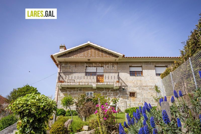 Foto e8a7bf5c-c463-49b0-92d7-b5471f0f58f0. Casa amb aparcament piscina a Bueu