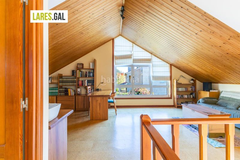 Foto 6ded0b21-d218-409d-aaa5-b95df4437bbe. Chalet casa de piedra en serra poñente con jardín en Cangas