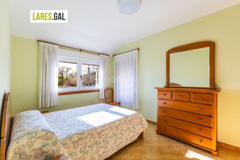 Foto b6b78678-4ea2-465f-b8d5-8daaada48bb5. Chalet casa de piedra en serra poñente con jardín en Cangas