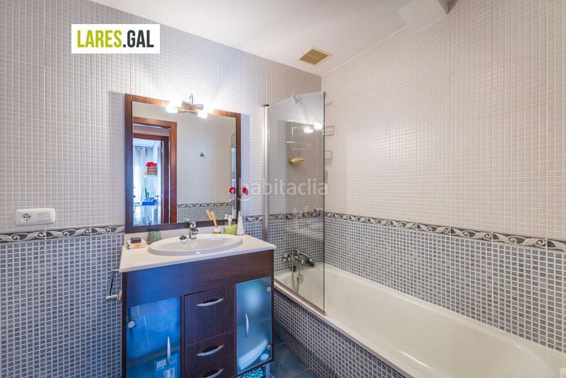 Foto 333a2a5d-bf31-42d2-b2ad-2899d0918944. Pis amb calefacció aparcament a Moaña