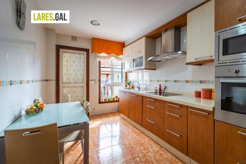 Foto 7b9d6783-1ba7-4ca6-ab0b-c913fdae7b0a. Pis amb calefacció aparcament a Moaña