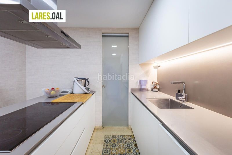 Foto 5a52d2e5-5826-4d87-998e-6cf1a760fb50. Piso  de 4 dormitorios con terraza en Coiro Cangas