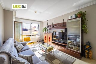 Appartamento  Ferrol. Piso de 4 dormitorios con terraza en cangas