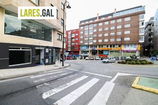 Rent Business premise  Avenida de bueu. Pequeño local muy visible en piedra alta
