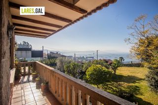 Location Chalet  Moureira(a)-meira. Casa en alquiler en meira, moaña
