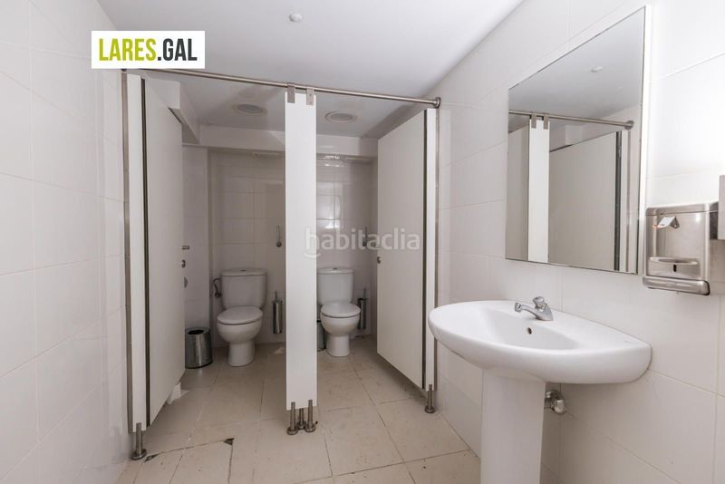 Foto 1a1e53a4-dd8c-41ac-91a5-adb056e2da1f. Alquiler local comercial  en venta o alquiler en Cangas