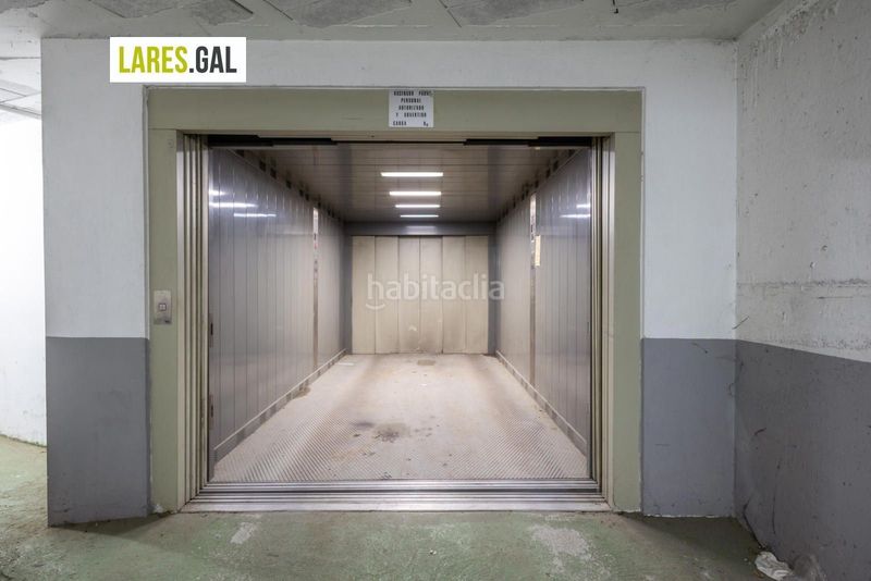 Foto 925d6098-d633-48a7-aeb3-749c6c8a7e7e. Aparcament cotxe a Moaña