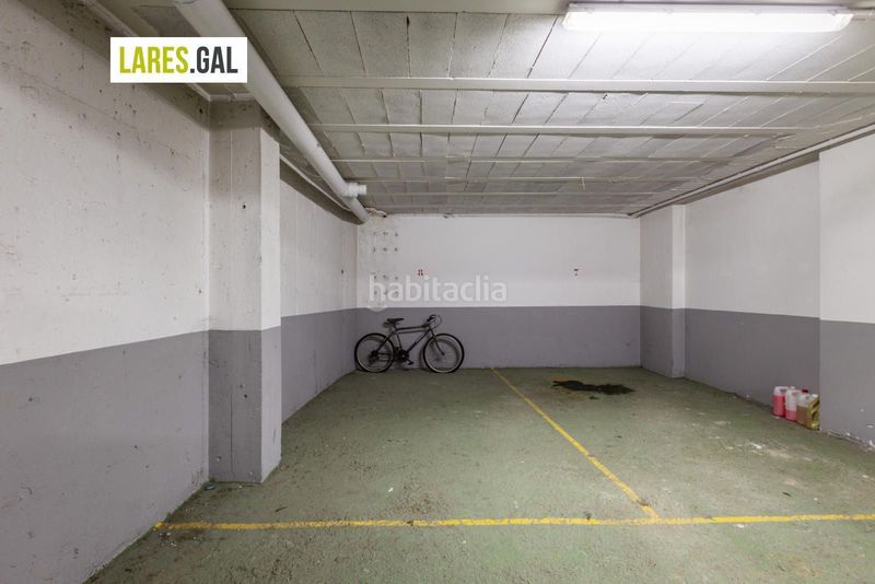 Foto cb334fc4-5558-446c-a56c-7faafa653aa3. Aparcament cotxe a Moaña