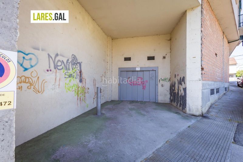 Foto ee706274-71bb-49f6-a913-5ac829af0e75. Aparcament cotxe a Moaña