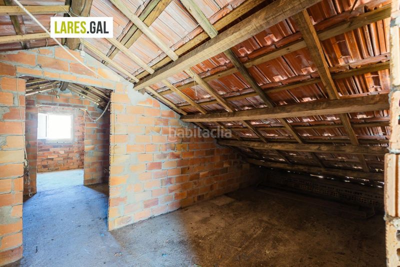 Foto 272716f2-268c-4554-b109-562538bce4a0. Casa  a la venta en el centro en Coiro Cangas