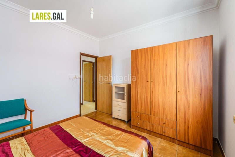 Foto 8d5d1e3d-184a-469a-b19d-4316d305c644. Casa  a la venta en el centro en Coiro Cangas