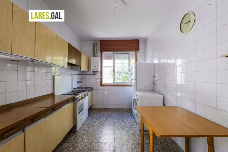 Foto bbe39fb3-b925-415c-84a1-6c5417c131ca. Casa  a la venta en el centro en Coiro Cangas