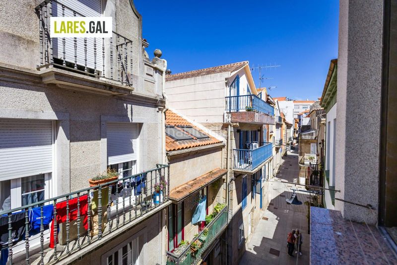 Foto 51a3bf60-bcf4-4b69-9887-9cd428b421e2. Casa a Cangas pueblo Cangas