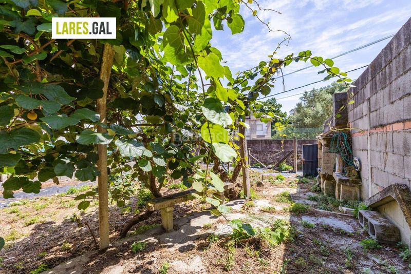 Foto b2411263-03f4-4de5-92fa-c412434b31d4. Finca rústica a Darbo Cangas