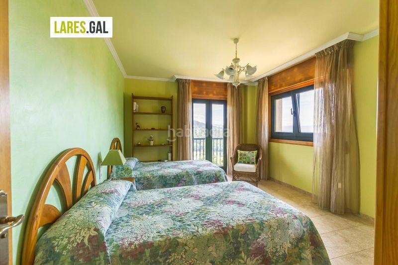 Foto 07a0b2e5-5d59-4898-a0e8-c0b524abab88. Casa amb calefacció aparcament a Darbo Cangas