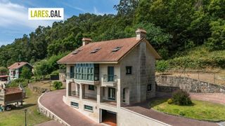 Casa  Barriada a magdalena. Casa en perfecto estado en cangas