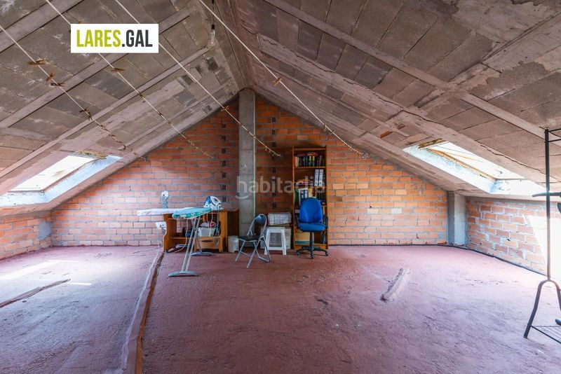 Foto 932c8717-cd10-4a25-843e-9bd5fde01c79. Casa amb calefacció aparcament a Darbo Cangas
