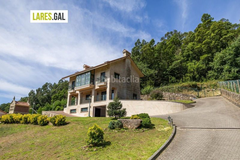 Foto ade40fdf-6588-4a51-93d8-e054aaad07a6. Casa amb calefacció aparcament a Darbo Cangas