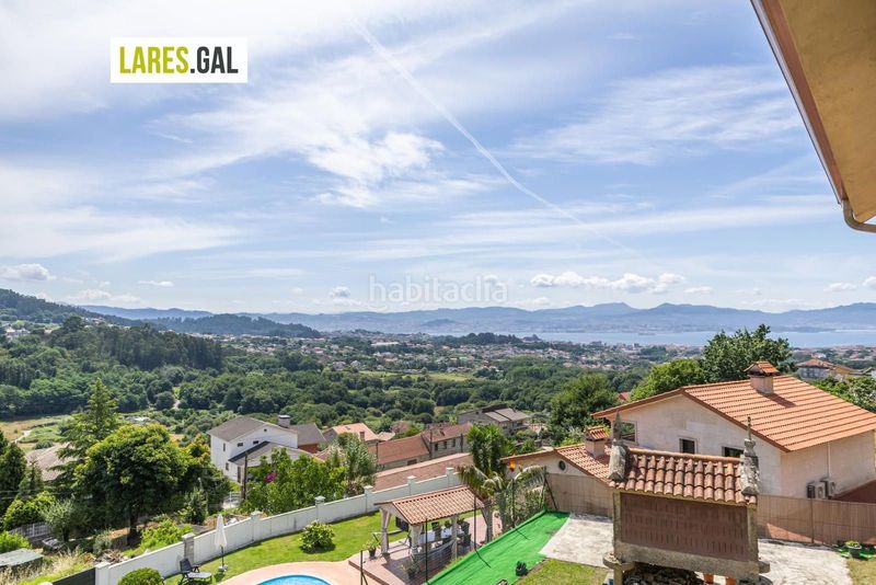 Foto c78f1831-5bd6-4b4a-a114-c8d6bc163c2a. Casa amb calefacció aparcament a Darbo Cangas