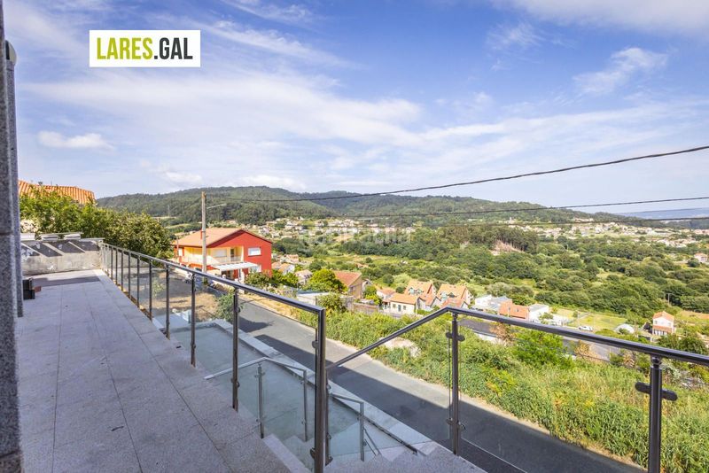 Foto 1ce9386c-1c94-453a-847e-a2a395a46aa7. Casa amb calefacció aparcament a Darbo Cangas