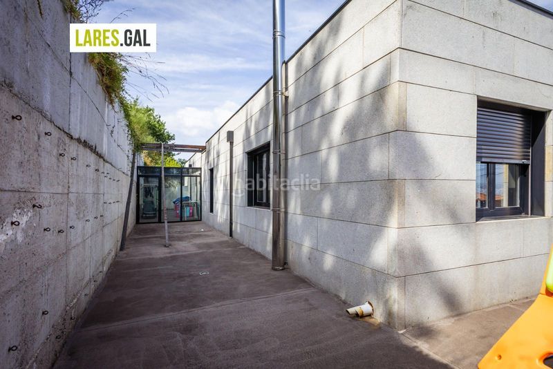 Foto 5956b356-110f-441d-9b9c-e7785427f218. Casa amb calefacció aparcament a Darbo Cangas