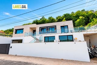 Casa  Ourelo (de) - magdalena - darbo. Casa a la venta en cangas