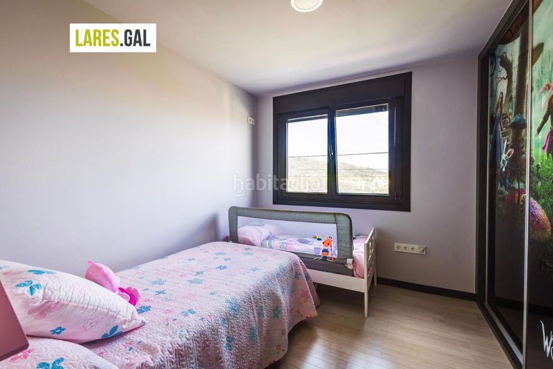 Foto e4e0320b-c8aa-4c33-b1aa-5f4ad7b13bdc. Casa amb calefacció aparcament a Darbo Cangas