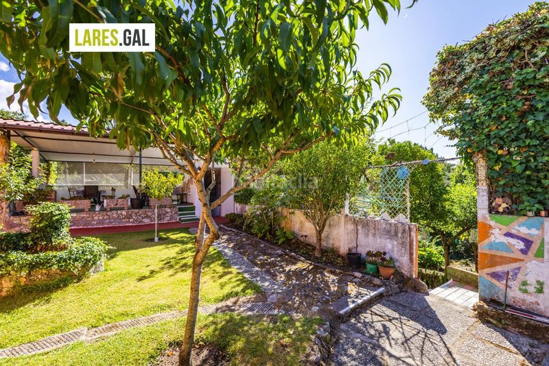Foto 5daf6114-4983-4b77-8a19-e5226a8212a1. Casa amb aparcament a Darbo Cangas