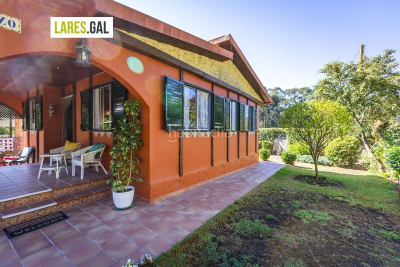 Foto 7b7fb8a6-36ef-437c-988a-18c21c81bcf6. Casa amb aparcament a Darbo Cangas