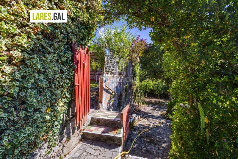 Foto b9b34c6b-1c9b-4228-8641-32b1eeb5eebc. Casa amb aparcament a Darbo Cangas