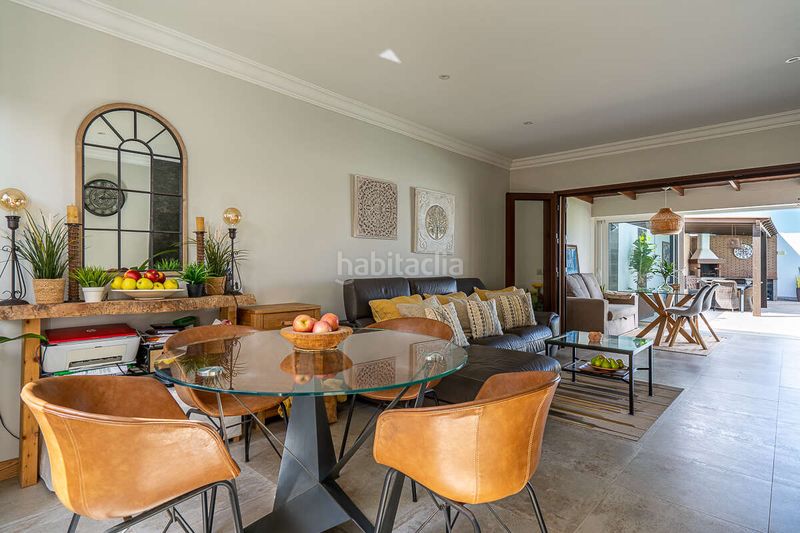 Foto b7e47276-055f-456b-9ad5-4dabe26a0c41. Xalet amb aparcament piscina a Playa Blanca Yaiza