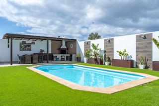 Chalet en Playa Blanca. Espectacular villa en la costa de papagayo