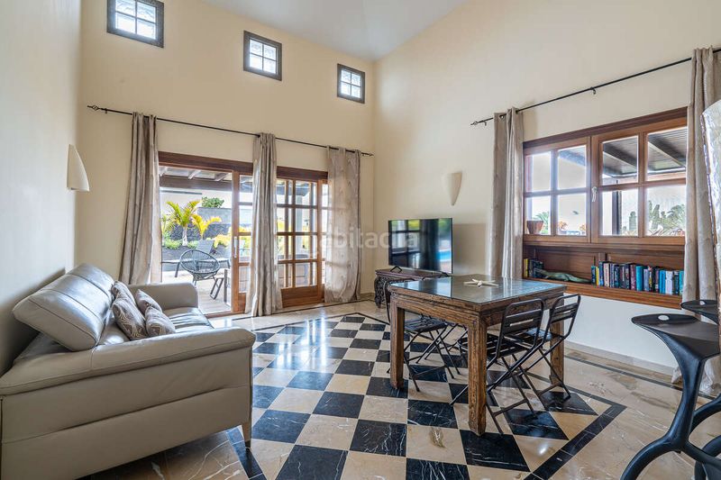 Foto 20dbbda5-f418-4614-8af5-e7936794405c. Xalet amb piscina a Playa Blanca Yaiza