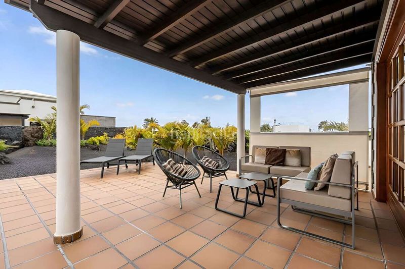 Foto 2472022a-848d-4400-b873-f05875e67ca2. Xalet amb piscina a Playa Blanca Yaiza