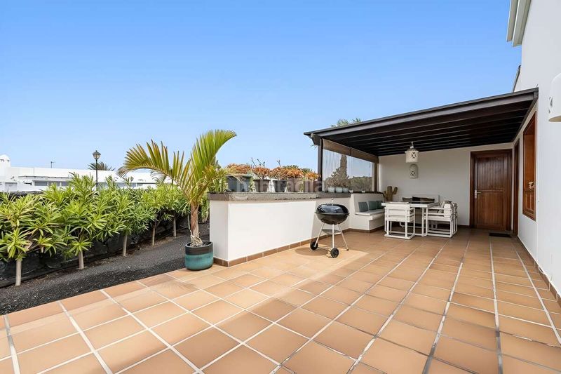 Foto 4edaa9de-1f2e-4dcd-bdab-8138238c90a7. Xalet amb piscina a Playa Blanca Yaiza