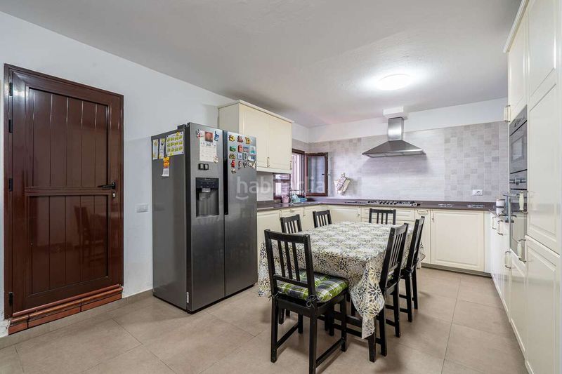 Foto e5982d60-c5c3-45db-9c62-bf83ff06aaf9. Casa amb aparcament a San Bartolomé pueblo San Bartolomé
